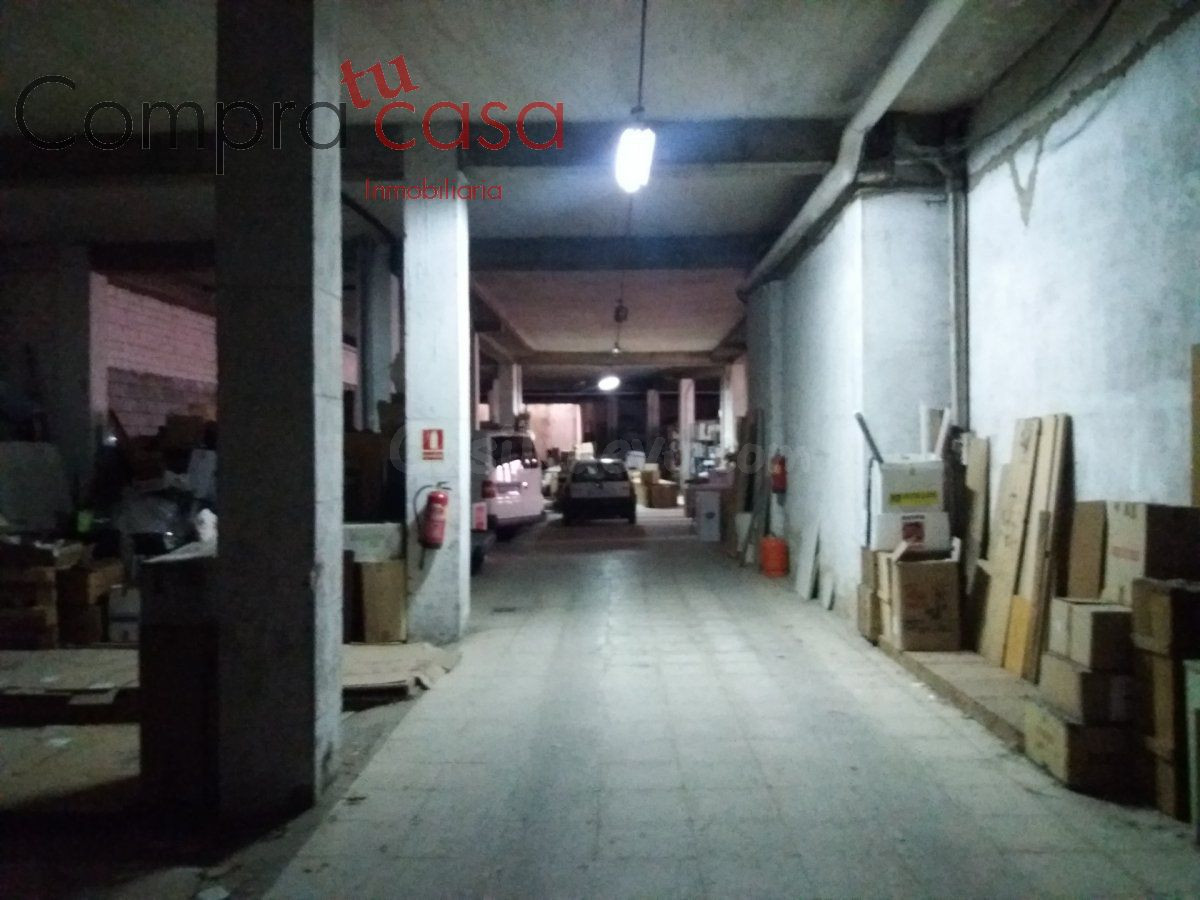 VENTA.-.LOCAL DE 1200 METROS EN PLENO CENTRO.-. - foto 3