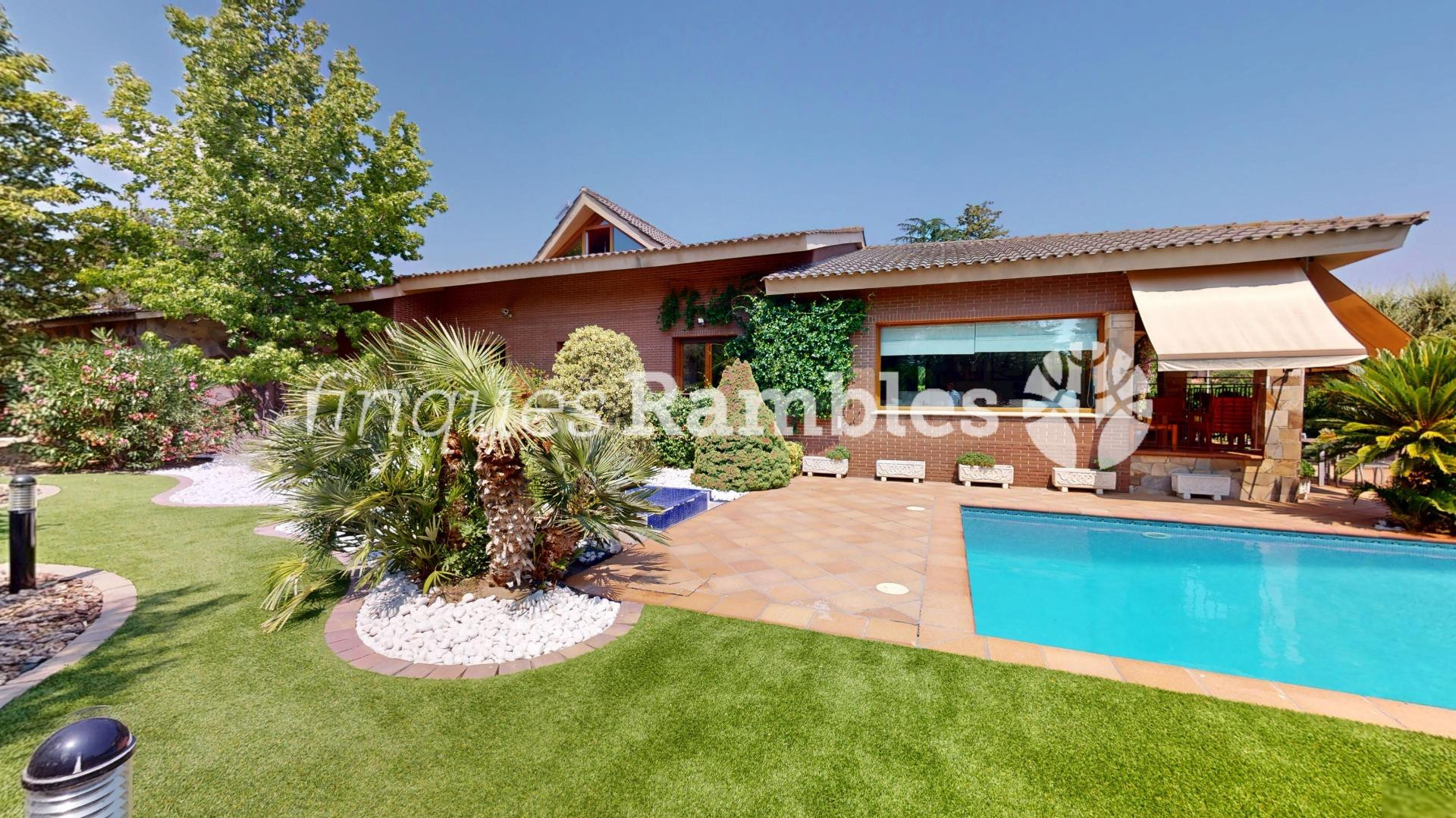 ESPECTACULAR CASA AL XARÓ, MILLOR QUE NOVA! - foto 5