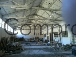 VENTA DE NAVES CON suelo industrial.