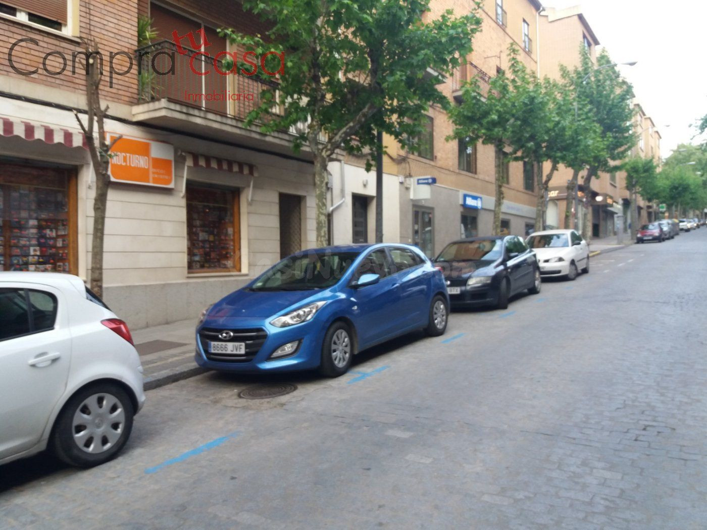 ALQUILER.-.LOCAL COMERCIAL CENTRICO.-.EN ESQUINA.-. - foto 5