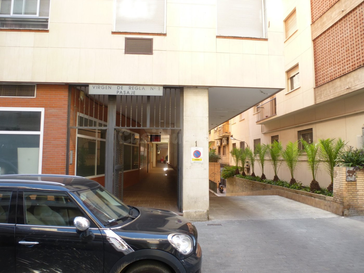 LOS REMEDIOS - EDIFICIO REPRESENTATIVO.- OFICINA - foto 2
