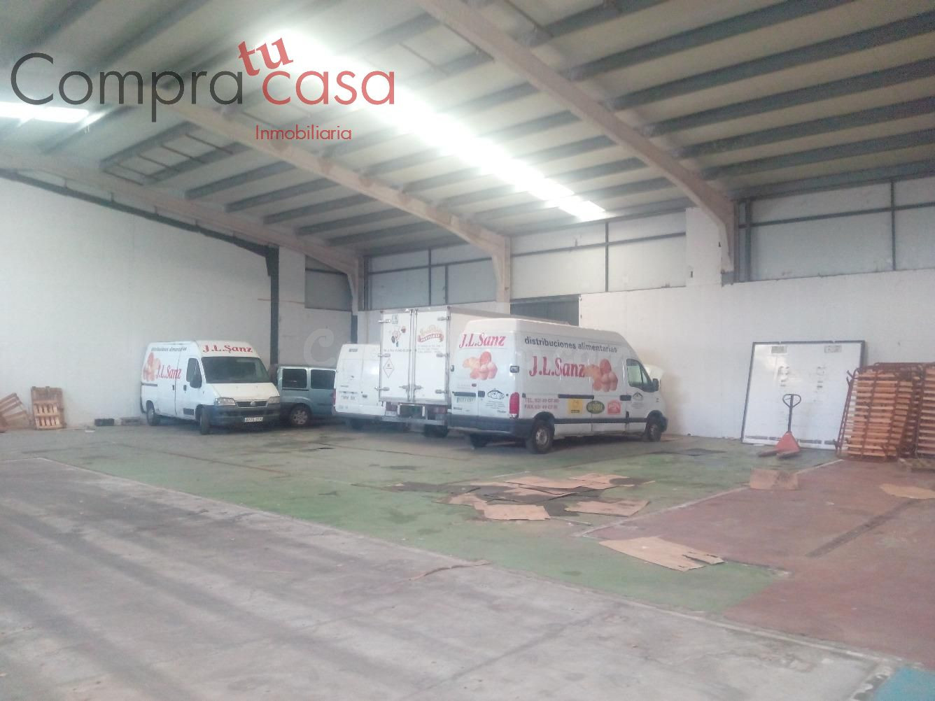 Nave industrial en el polígono Nicomedes García. - foto 3