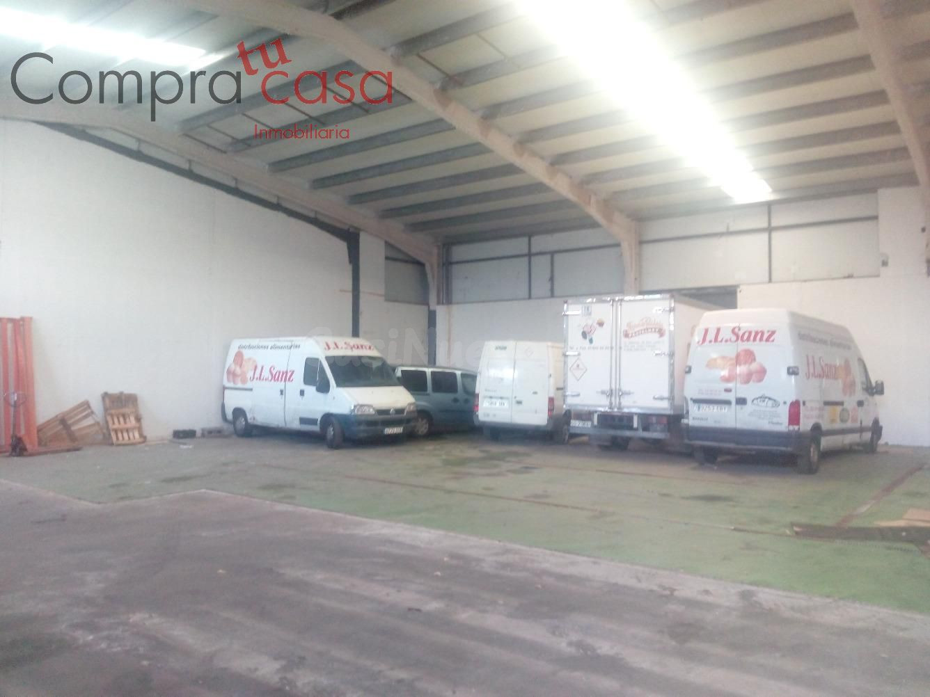 Nave industrial en el polígono Nicomedes García. - foto 4