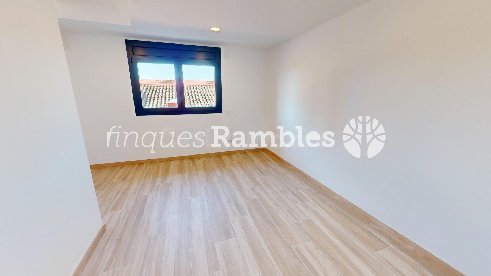NOVA PROMOCIÓ EN VENDA A PLE CENTRE D´IGUALADA! - foto 5