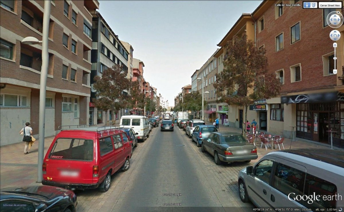 LOCAL EN ALQUILER EN ESQUINA CON AMPLIO ESCAPARATE
