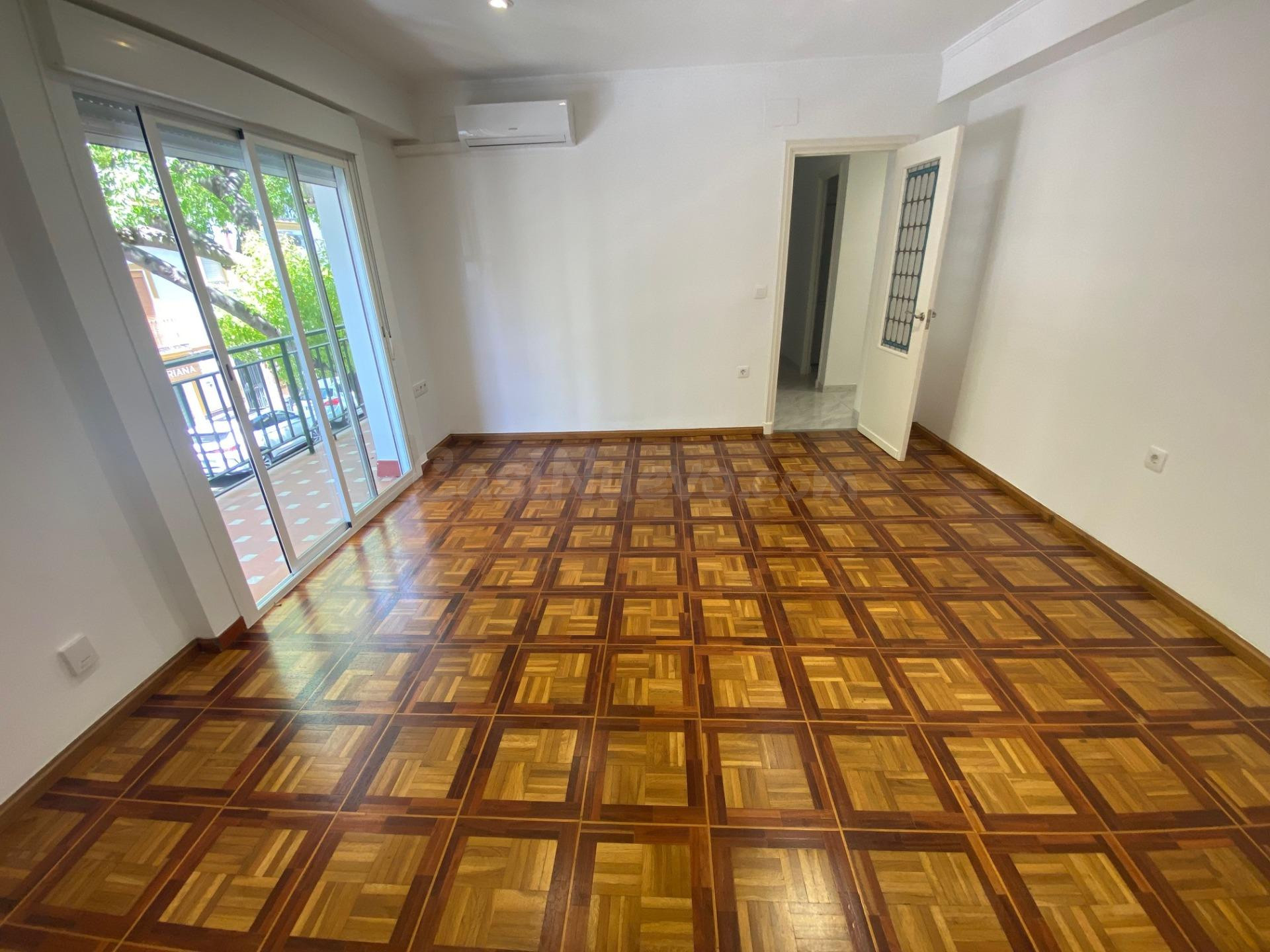 PAGÉS DEL CORRO.-  VIVIENDA EN ALQUILER SIN MUEBLES