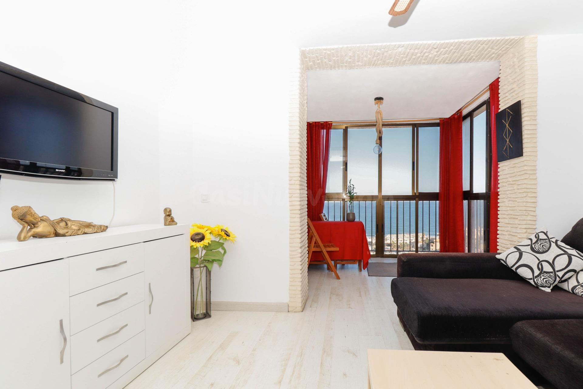 APARTAMENTO CON VISTAS AL MAR