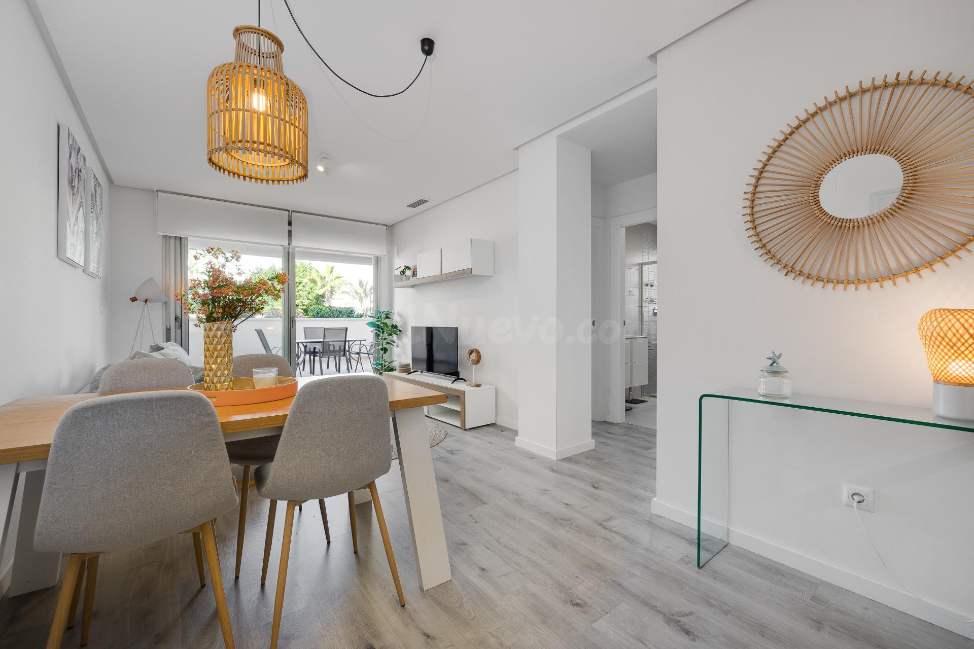 PRECIOSO APARTAMENTO CON GRAN TERRAZA, GARAJE Y ESPECTACULAR - foto 2