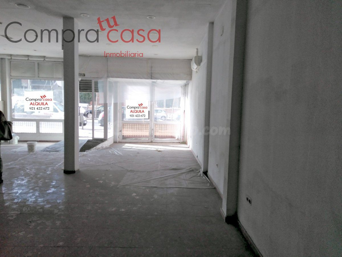 AMPLIO LOCAL EN CONDE SEPÚLVEDA.-.ALQUILER