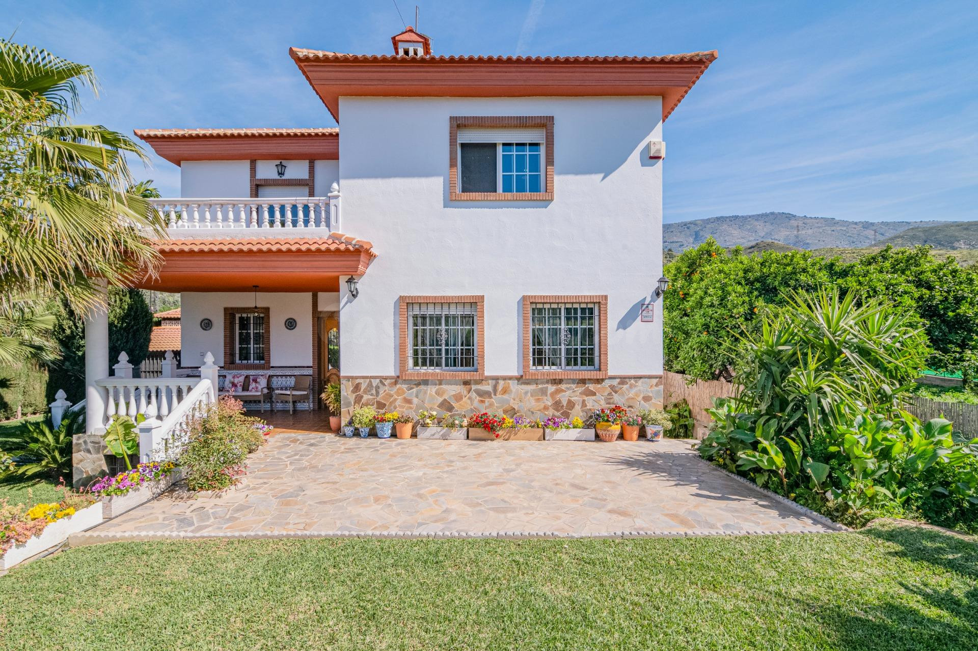 VILLA CON LICENCIA TURÍSTICA Y ALTA RENTABILIDAD EN ÓRGIVA,  - foto 3