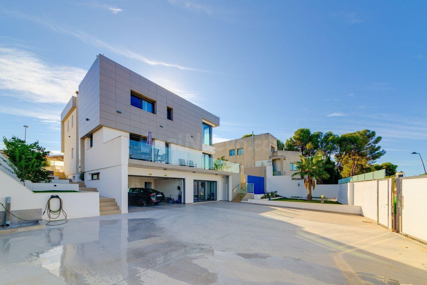 ESPECTACULAR VILLA EN NUESTRA COSTA - foto 3