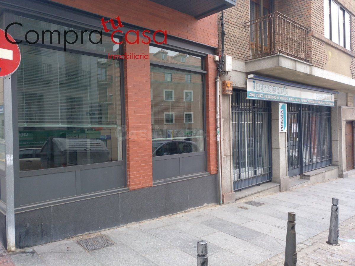 VENTA.-.LOCAL.-.EN ESQUINA.-.