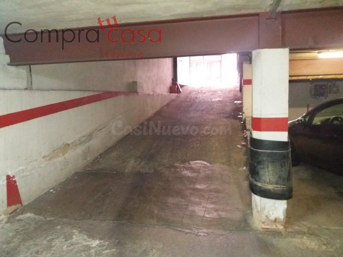 ALQUILER.-.GARAJE.-.CALLE PERUCHO.-. - foto 2