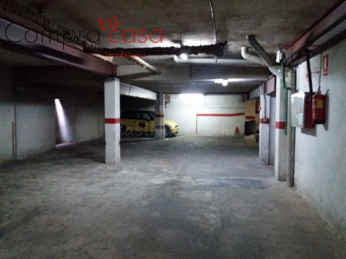 ALQUILER.-.GARAJE.-.CALLE PERUCHO.-. - foto 4