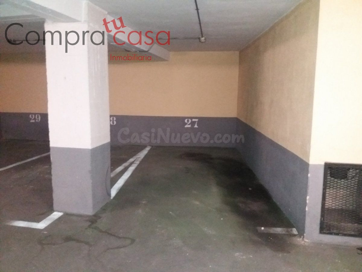Alquiler de plaza de garaje en calle Curtidores