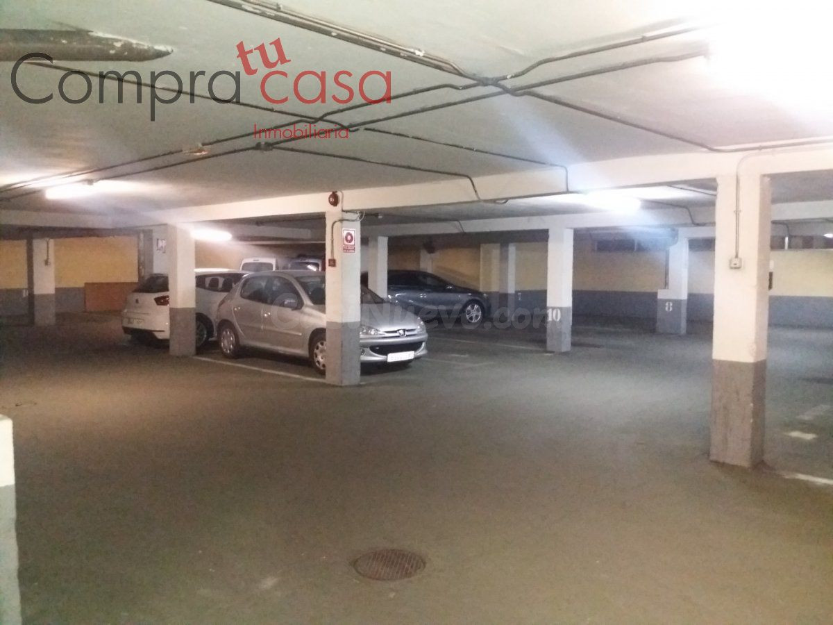 Alquiler de plaza de garaje en calle Curtidores - foto 2