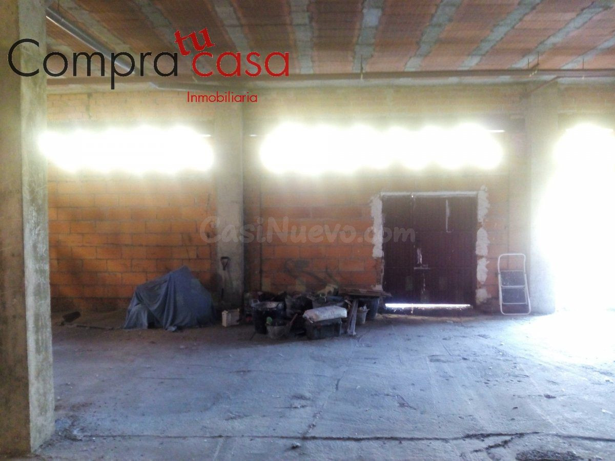 LOCAL EN ZONA CÉNTRICA PARA ACONDICIONAR - foto 4