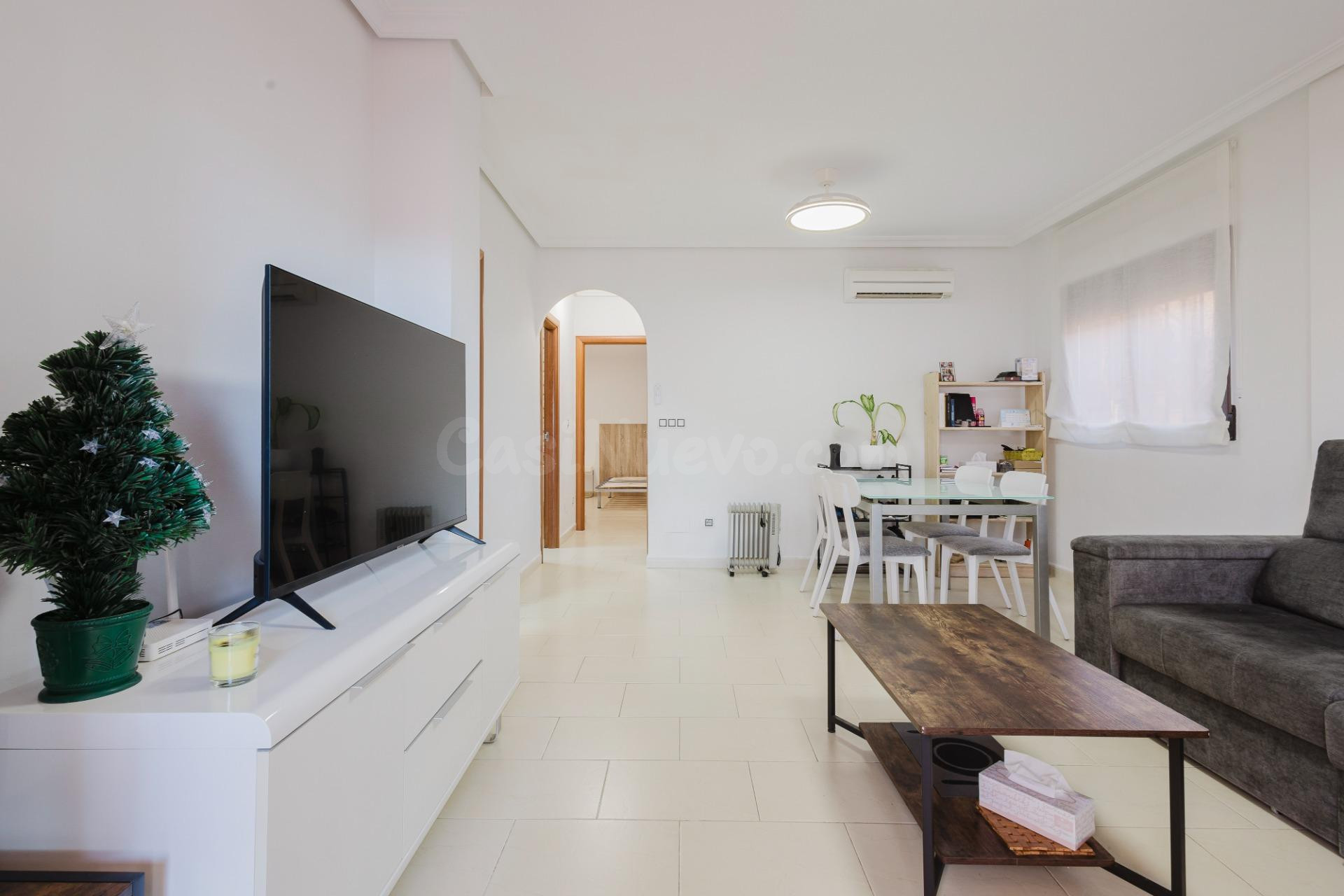 CASA INDEPENDIENTE EN AGUAS NUEVAS CON PISCINA Y SOLÁRIUM - foto 3