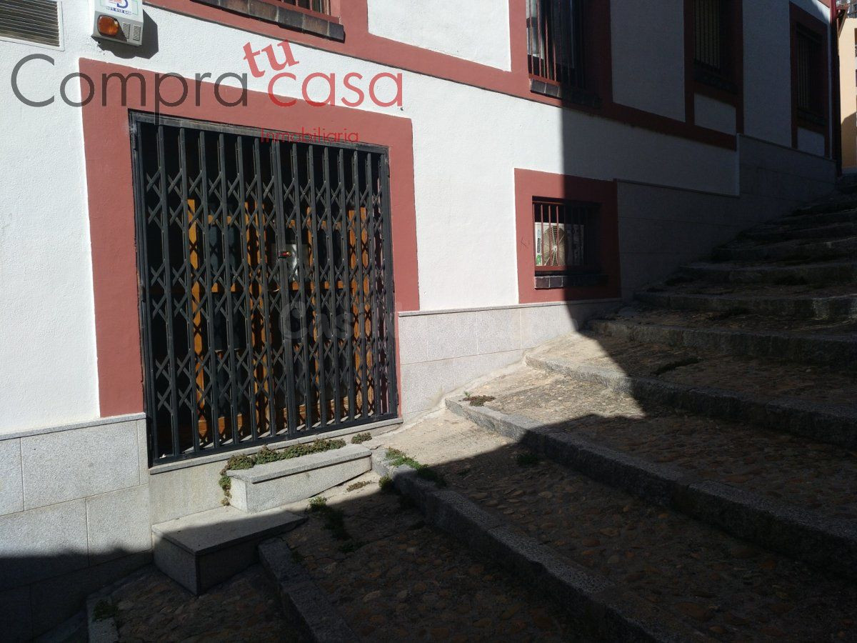 LOCAL PARA DISTINTOS USOS. ZONA CENTRO.ALQUILER.- - foto 3