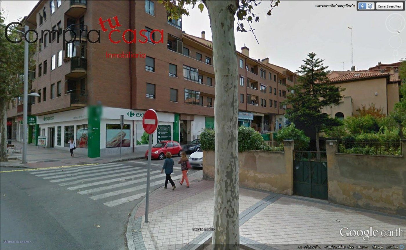 ESTUPENDO LOCAL COMERCIAL EN CONDE SEPULVEDA - foto 2