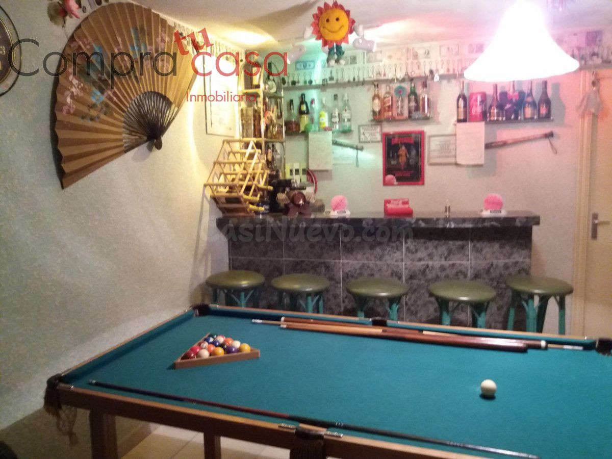 **VIVIENDA UNIFAMILIAR CON PATIO Y TERRAZA** - foto 3