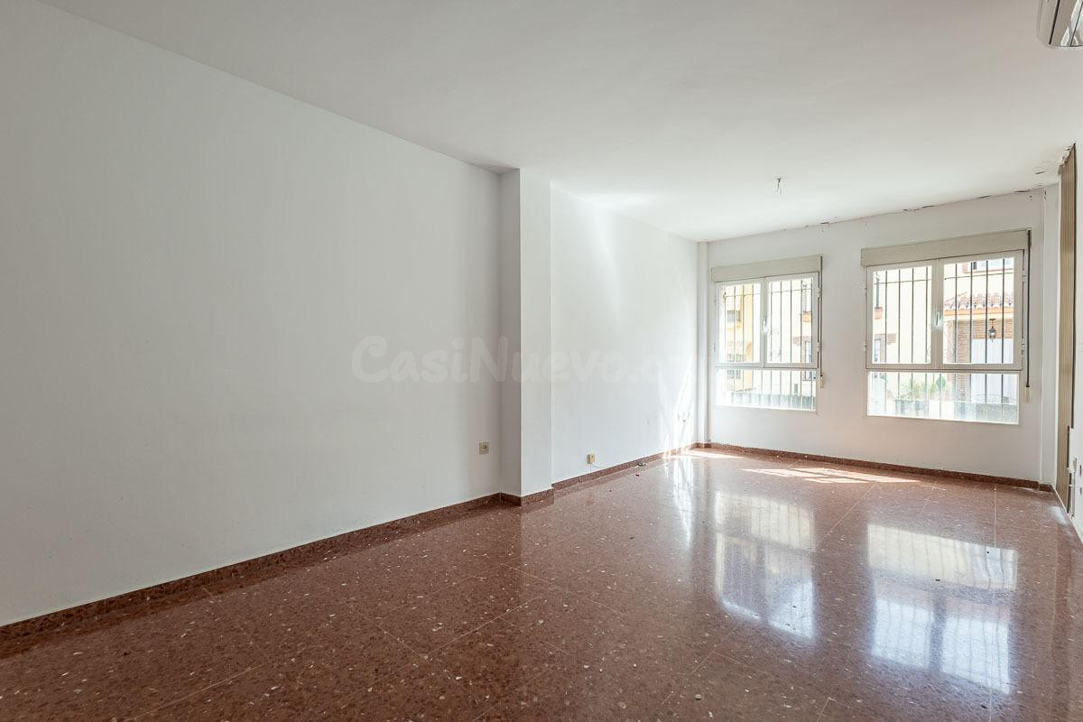 ADOSADO EN HUETOR VEGA - foto 4