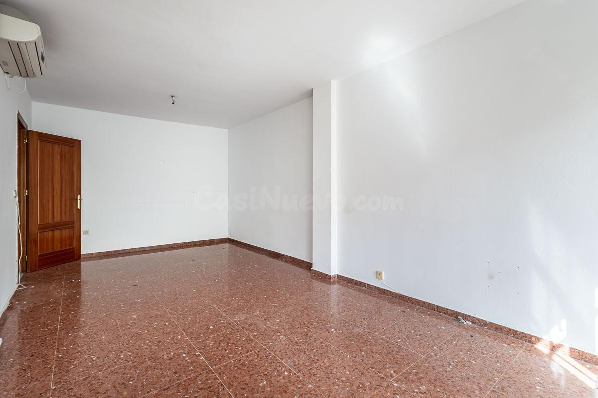 ADOSADO EN HUETOR VEGA - foto 5