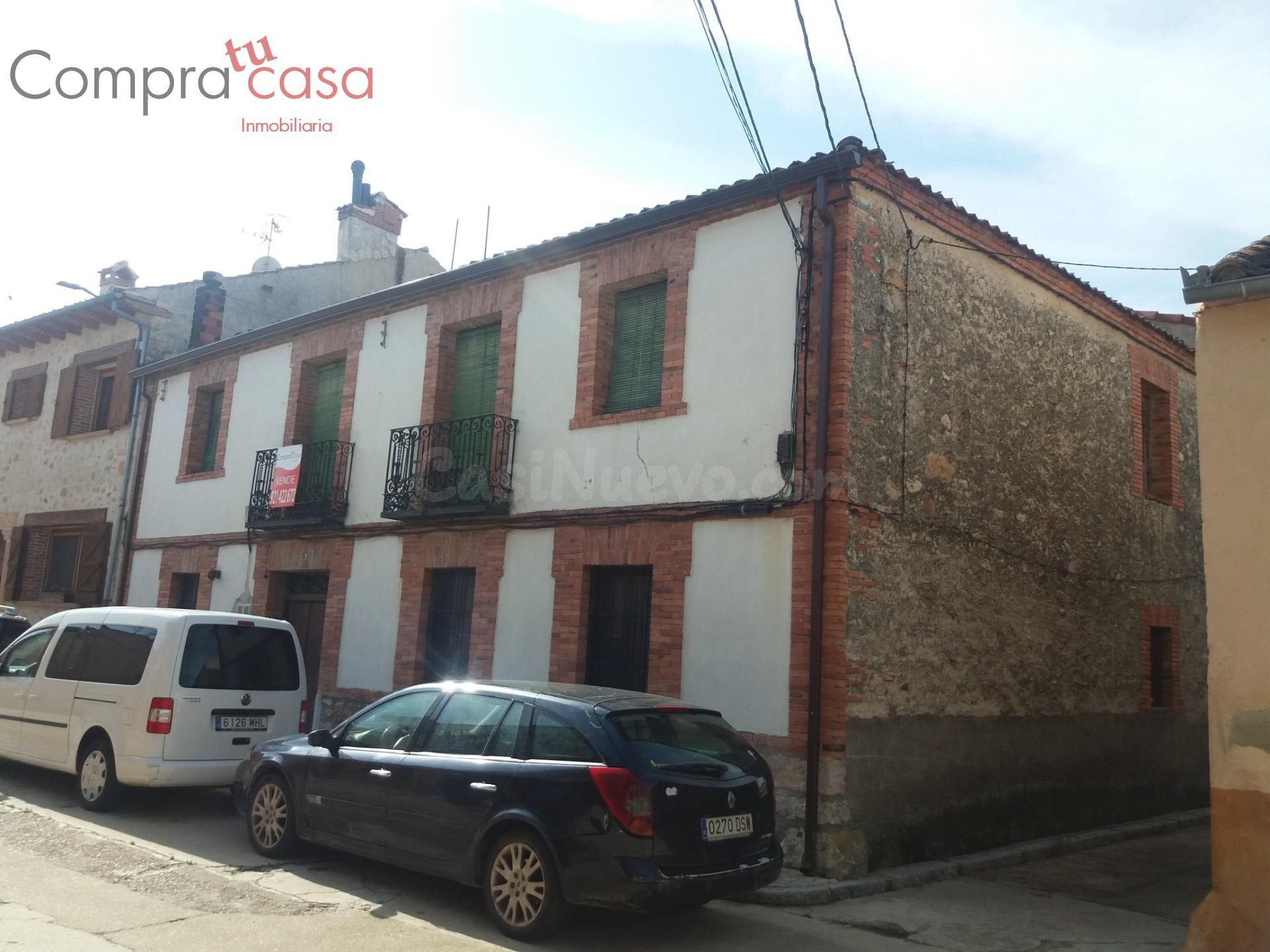 VENTA DE CASA CON NAVE Y JARDIN EN VEGANZONES. - foto 3
