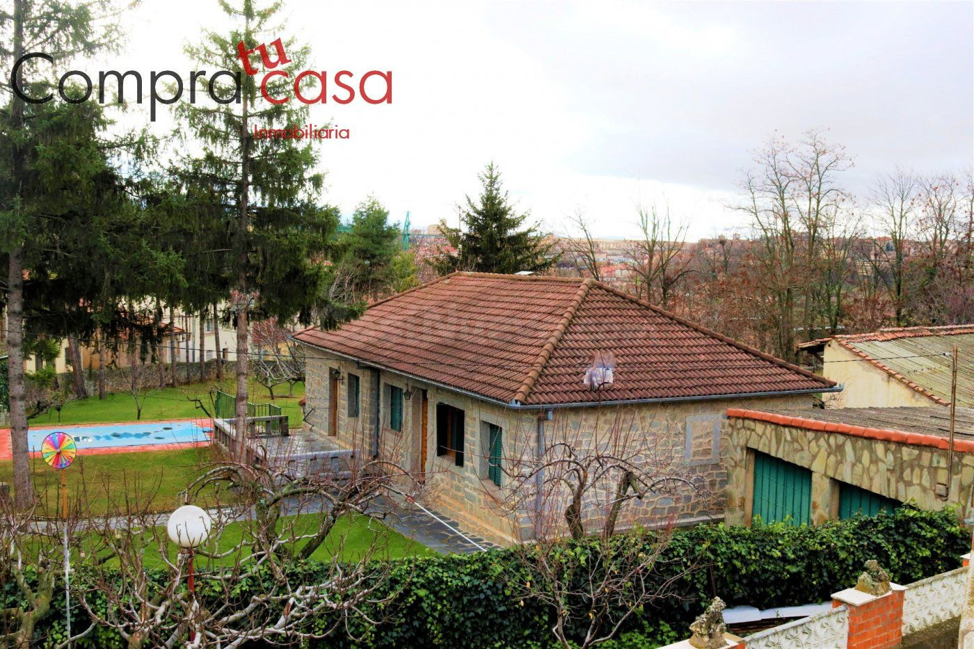 CASA CON TERRENO REF: 3542 SEGOVIA CAPITAL