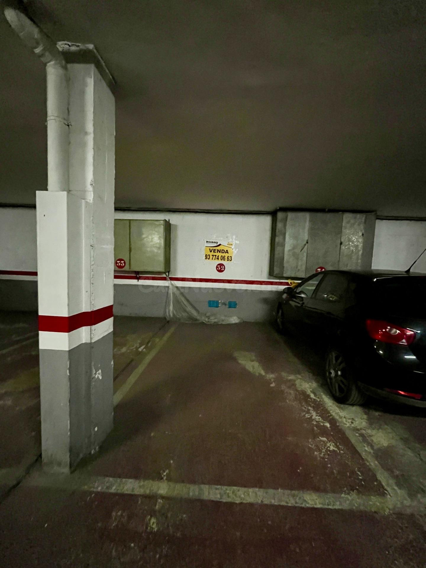 PARKING EN C. ST ESTEVE SESROVIRES - foto 2