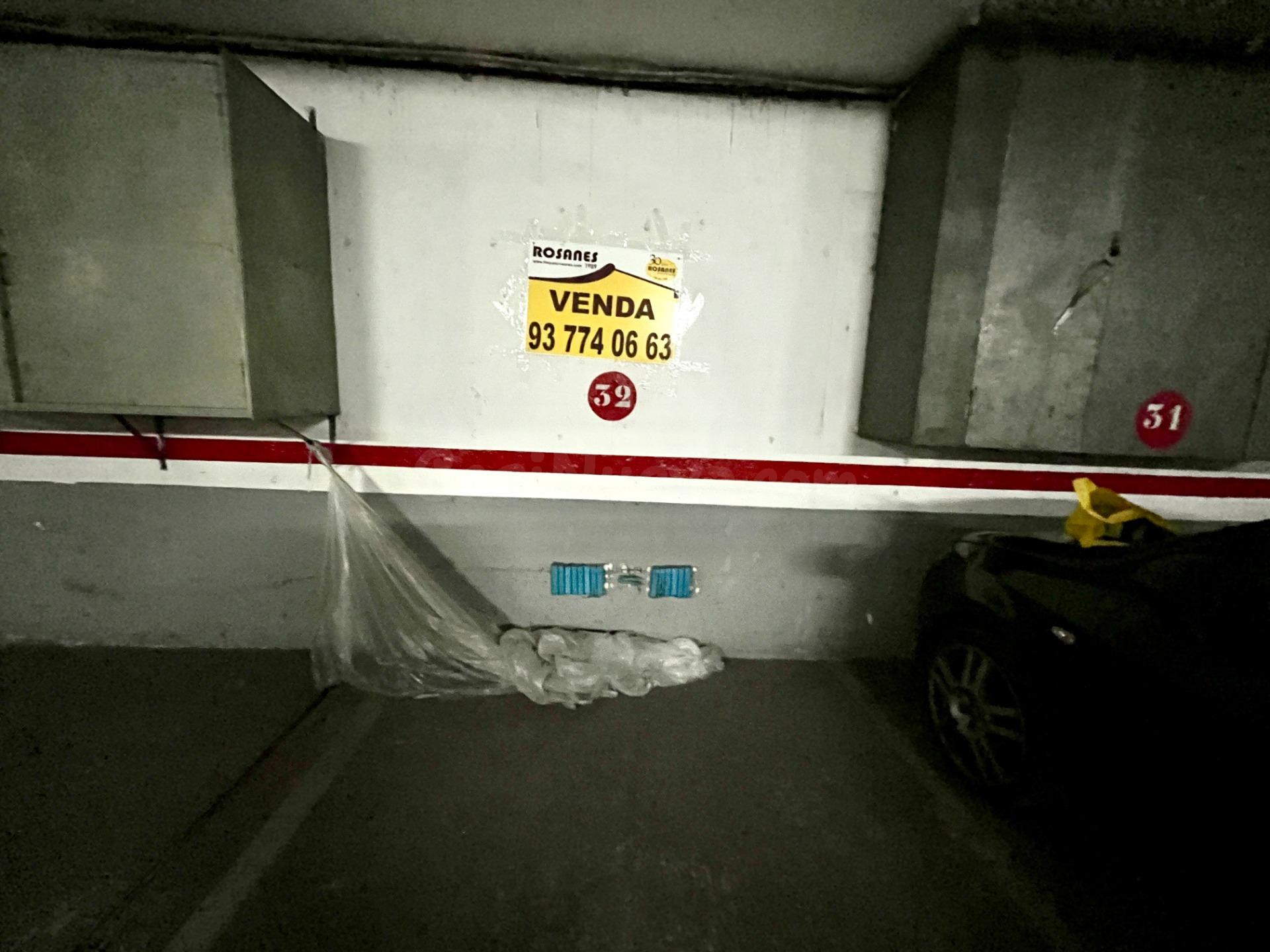 PARKING EN C. ST ESTEVE SESROVIRES - foto 5