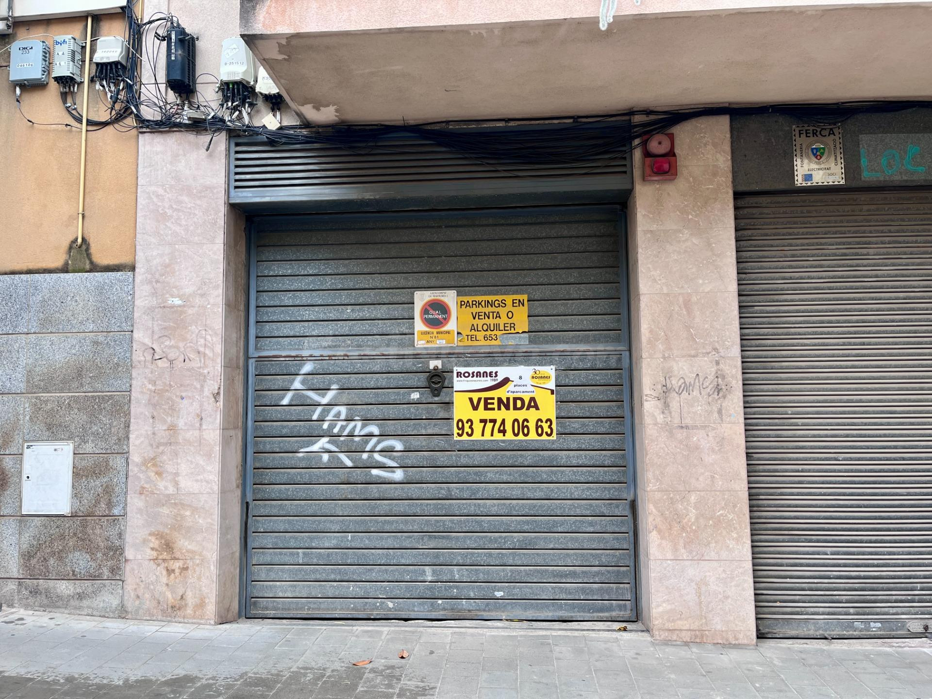 Plazas de parking en venta en Martorell junto RENFE (varias  - foto 2