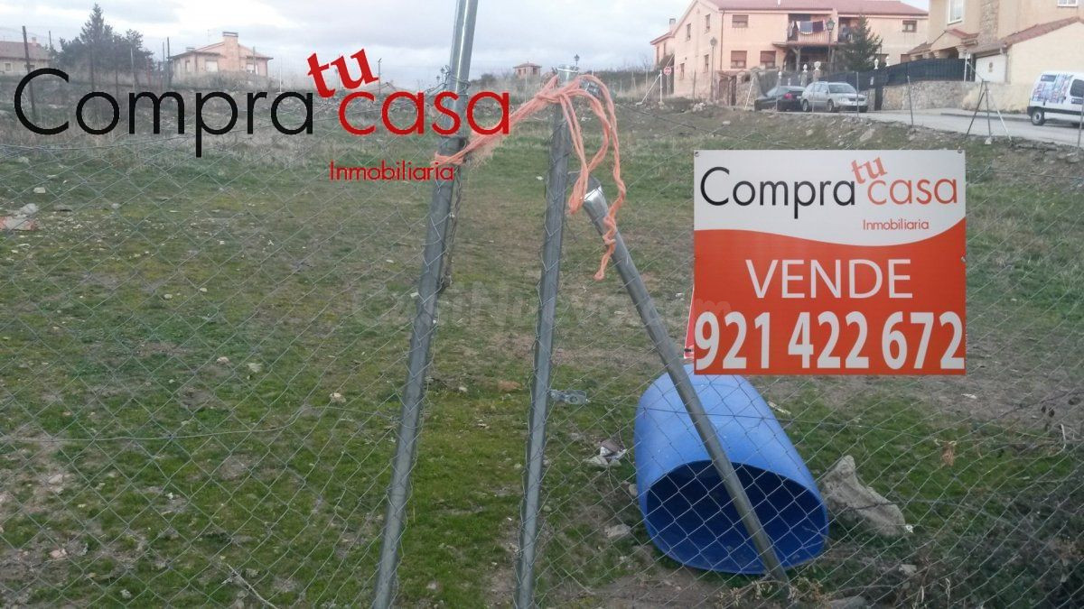 PARCELA URBANA EN PALAZUELOS DE ERESMA- PUEBLO - foto 4