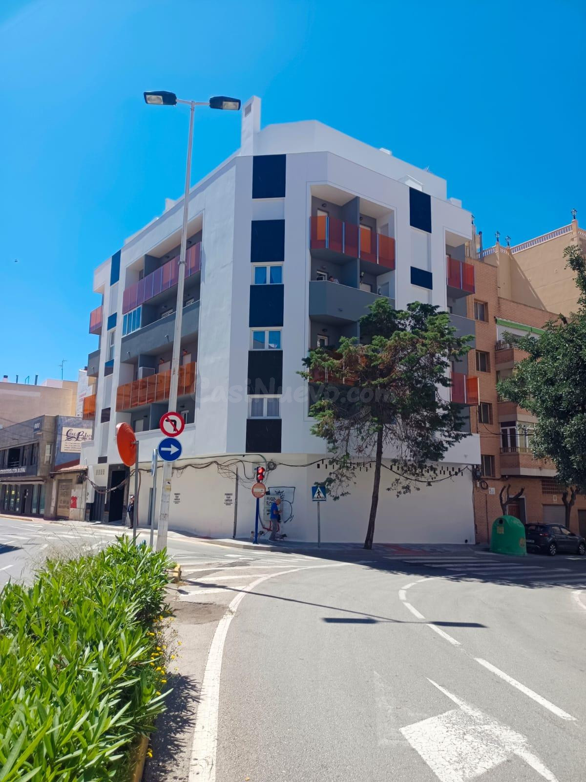 LOCAL COMERCIAL EN CENTRO DE TORREVIEJA