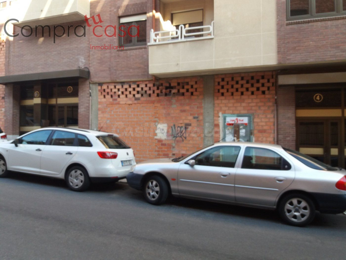 VENTA.-.LOCAL/ALMACEN.-.CENTRICO.-.EN ESQUINA. - foto 4