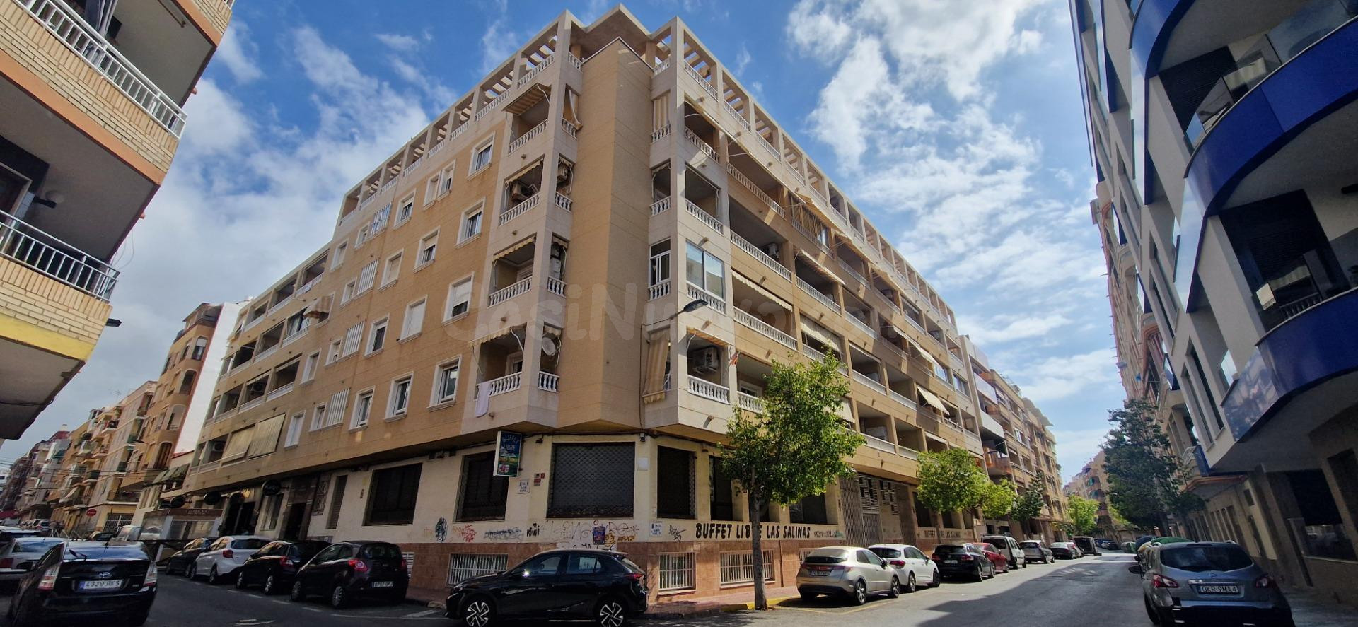 Amplio apartamento a pocos metros de la Playa del Cura en Torrevieja