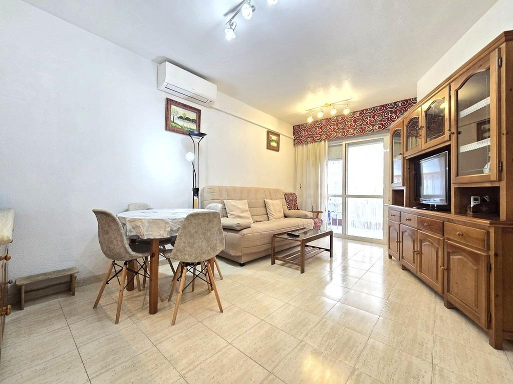 PISO DE UN DORMITORIO EN TORREVIEJA - foto 2