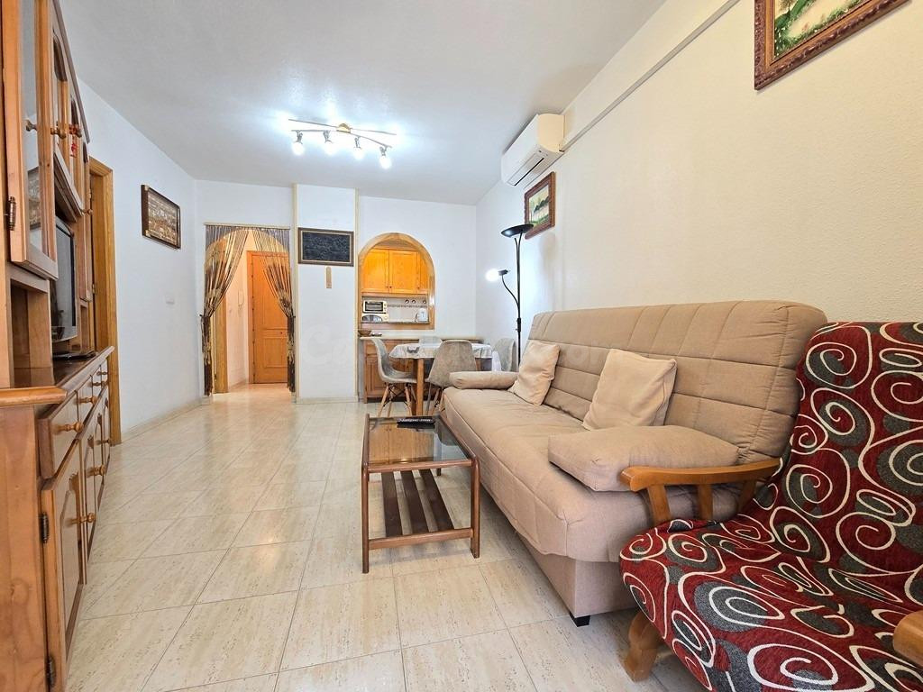 PISO DE UN DORMITORIO EN TORREVIEJA - foto 4