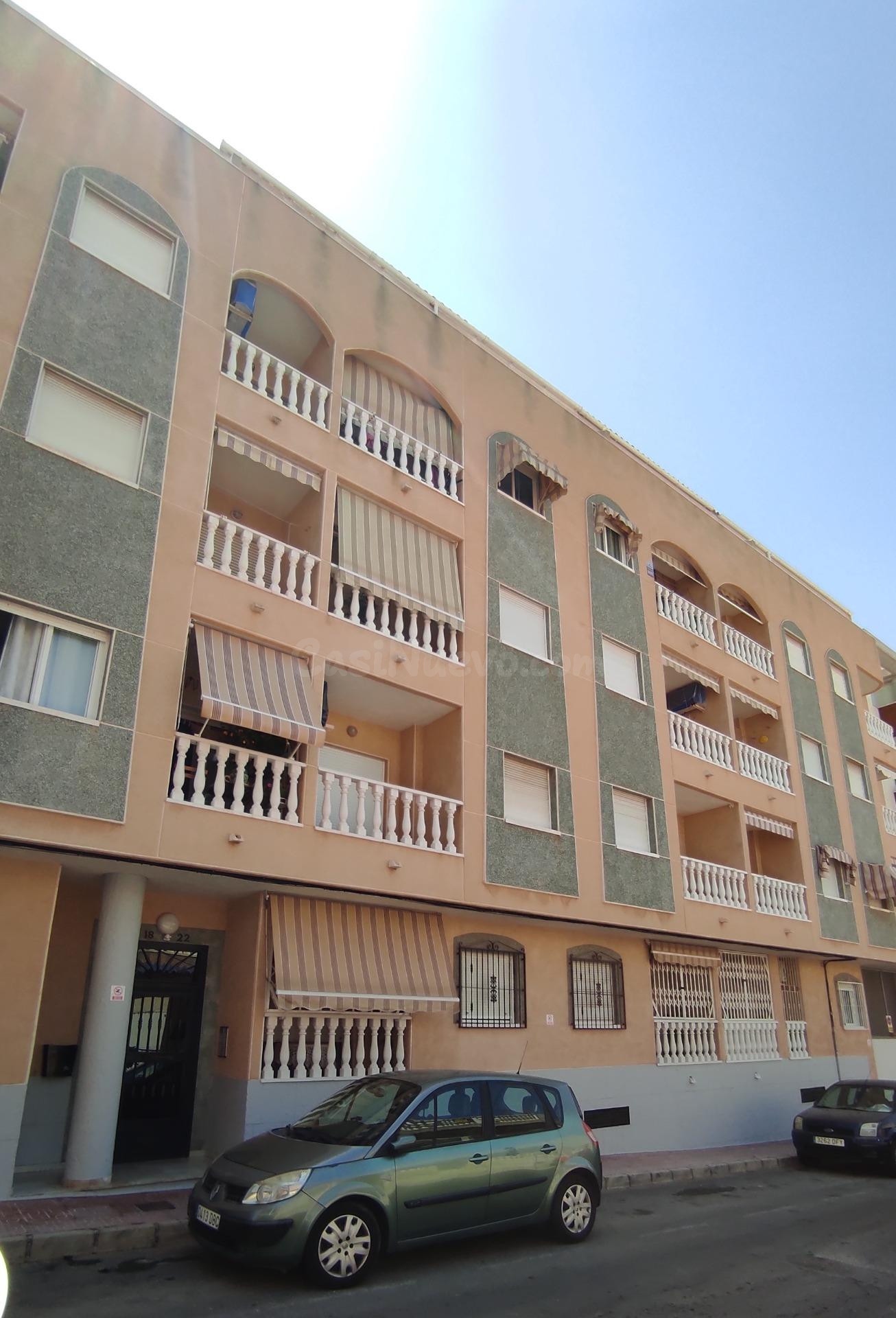 PISO a solo 200 metros de la Playa de Los Locos en Torrevieja! - foto 3