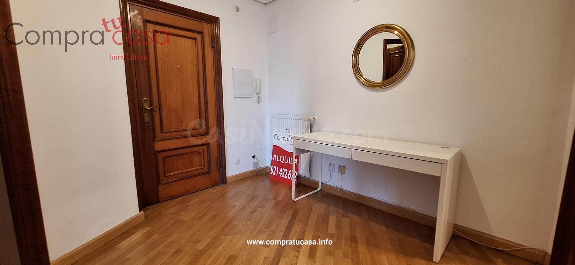 GRAN PISO EN ALQUILER CASCO HISTÓRICO. - foto 2
