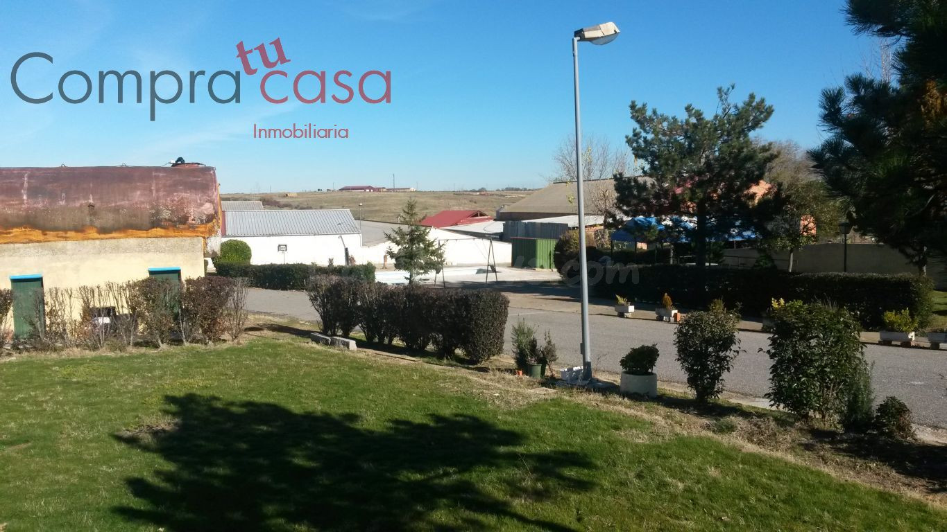 VENTA.-.FINCA CON construcciones.-.PALAZUELOS - foto 3