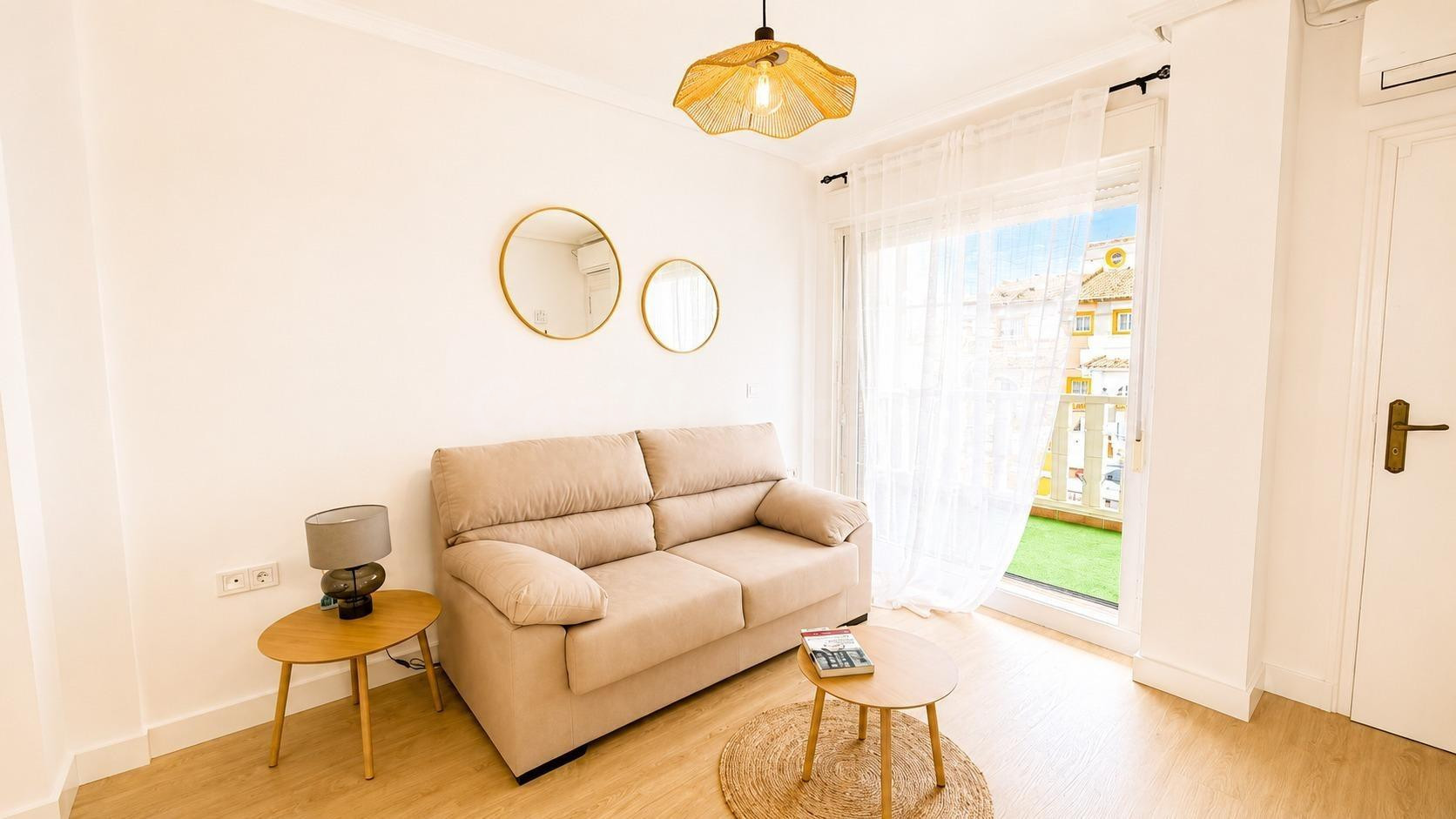 APARTAMENTO EN MONTEZENIA CON PISCINA Y LISTO PARA ENTRAR A  - foto 4