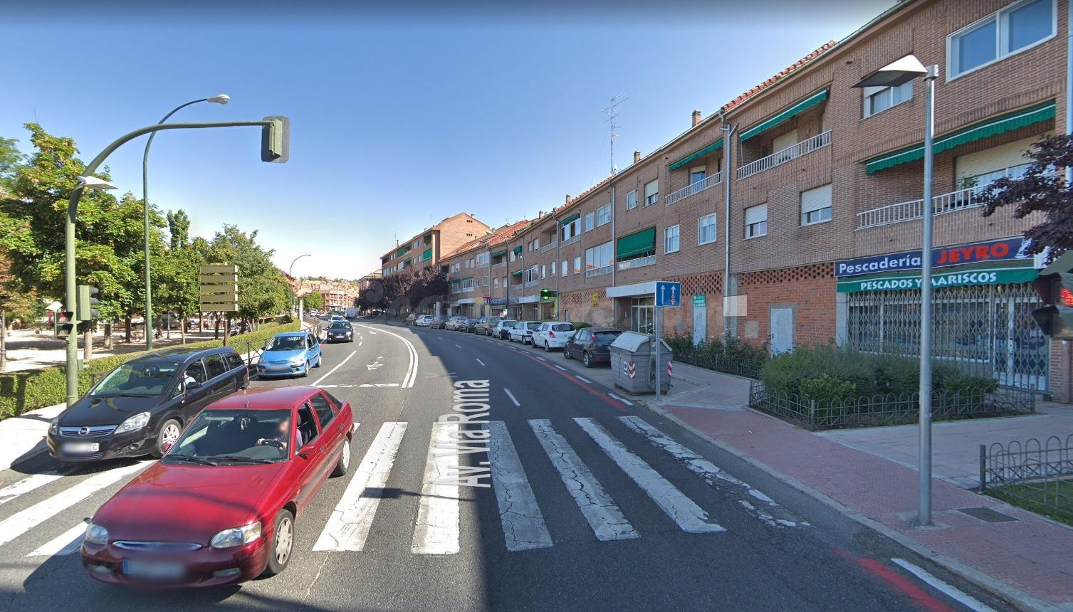 ALQUILER.-.LOCAL.-.VIA ROMA.-.SEGOVIA - foto 2