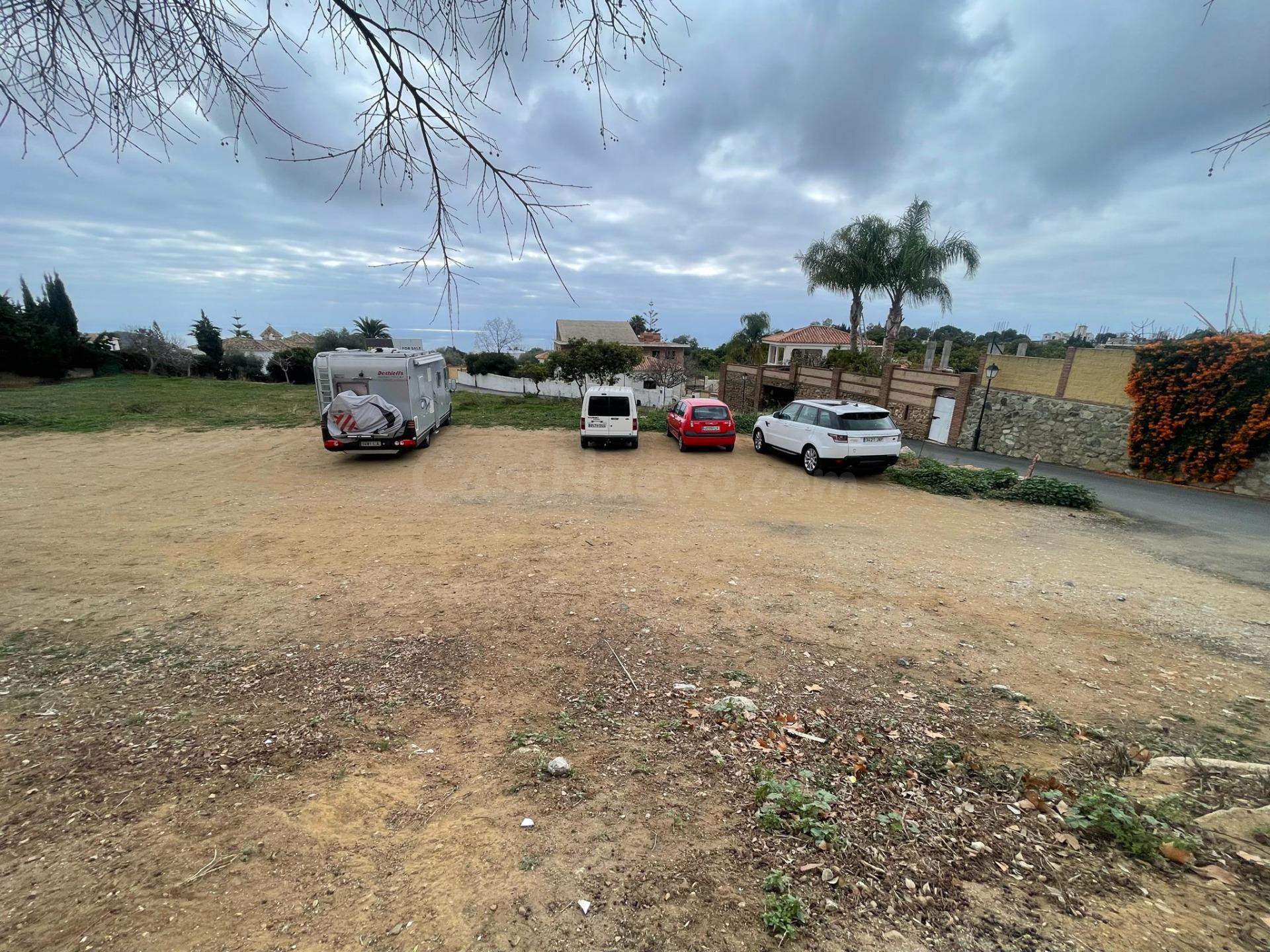 se vende parcela urbana en Mijas Pueblo 11 adosados y 4 vill