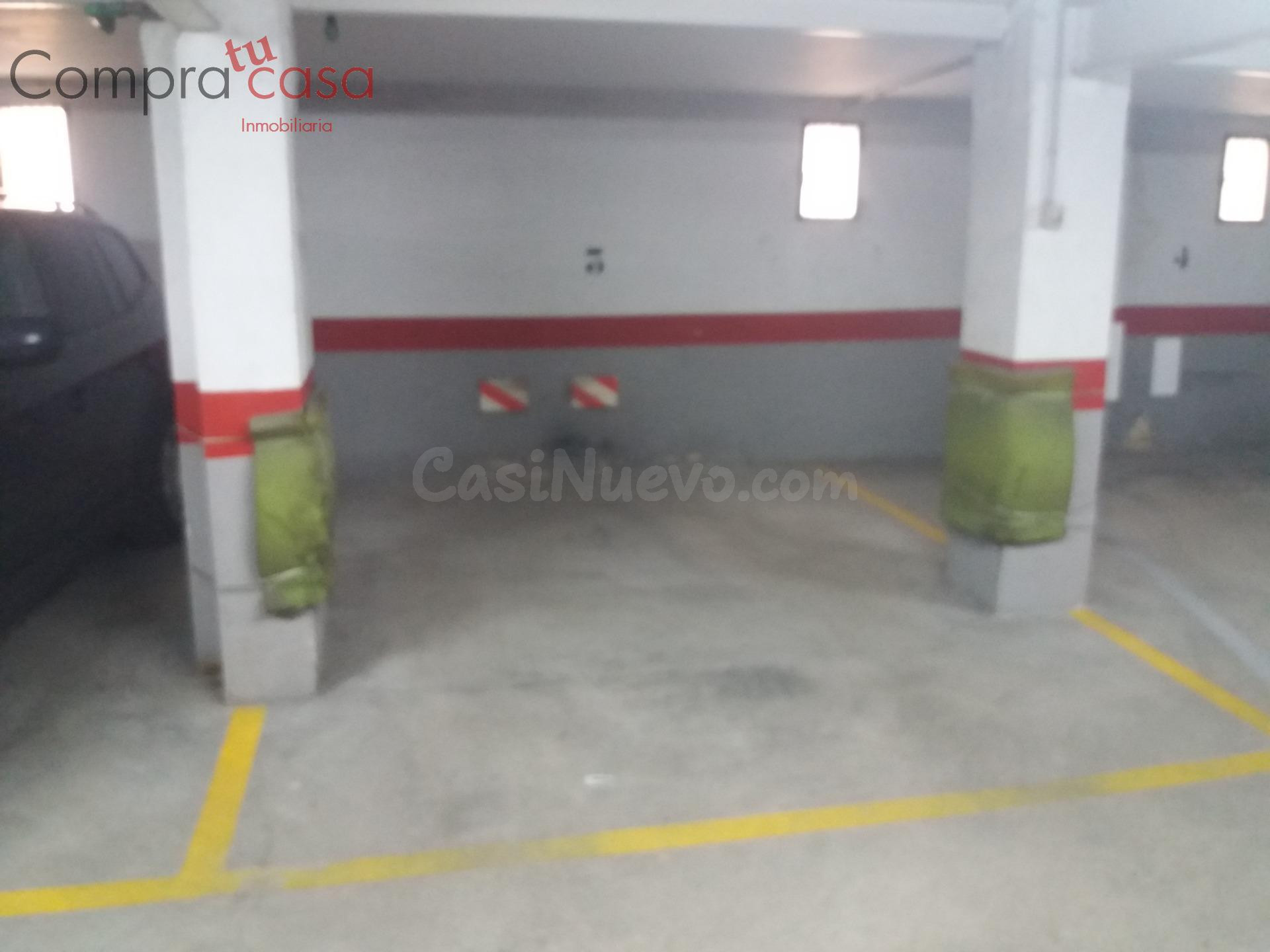 ALQUILER.-.GARAJE.-.COCHE MEDIANO.-.CALLE DEL ROBLE - foto 2