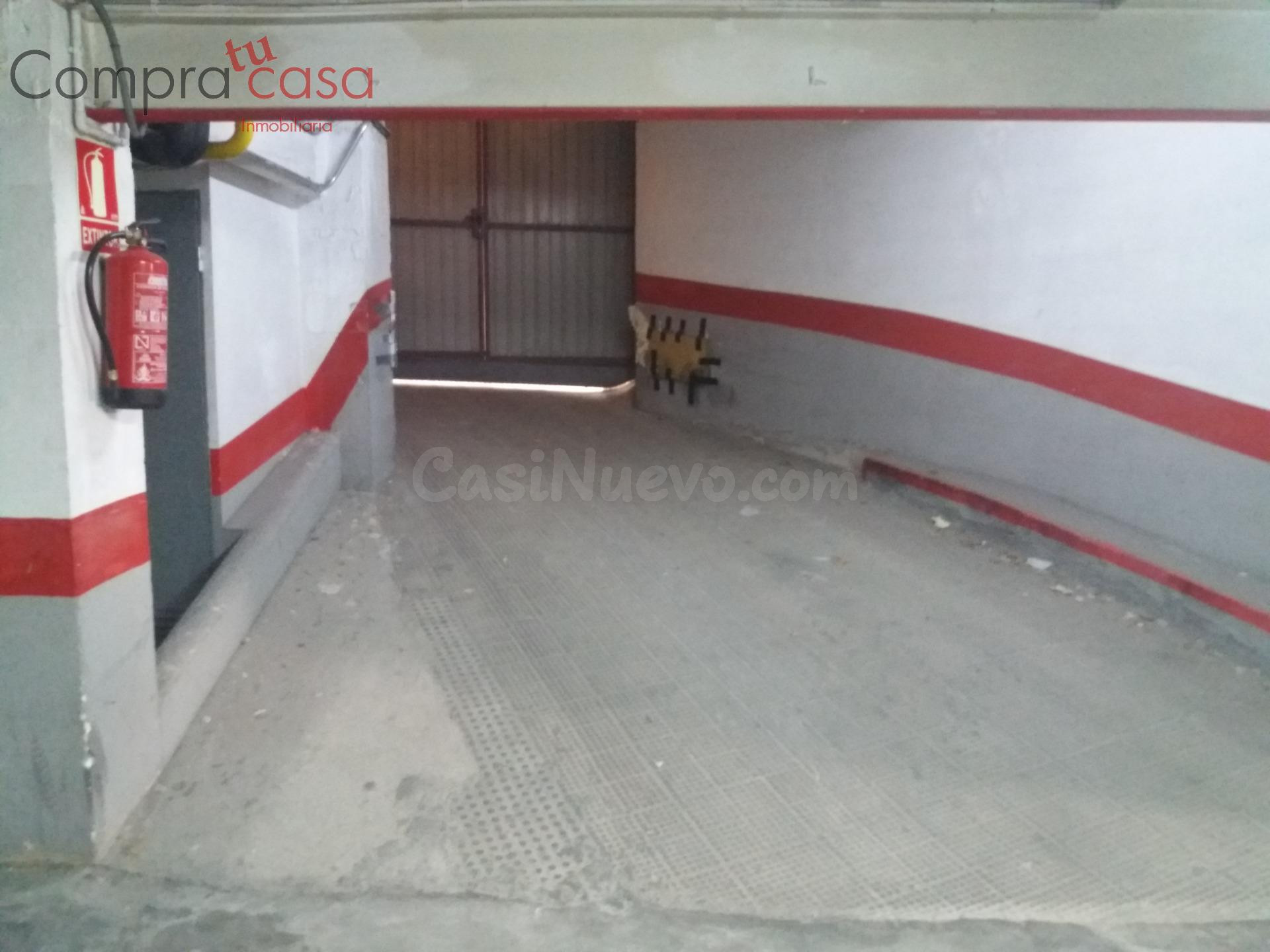 ALQUILER.-.GARAJE.-.COCHE MEDIANO.-.CALLE DEL ROBLE - foto 5