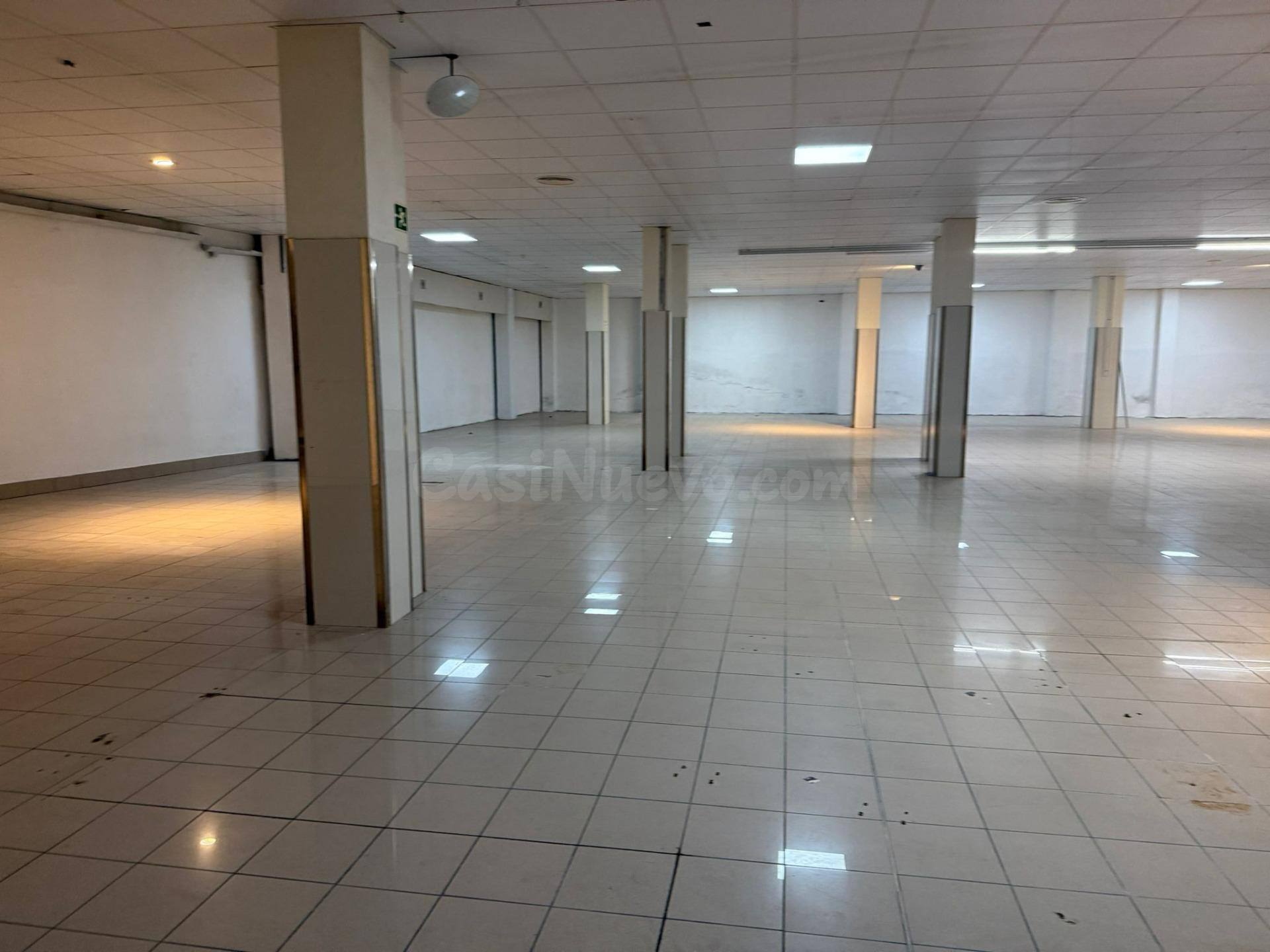 Ideal para inversores, se vende local comercial 1000 metros  - foto 4