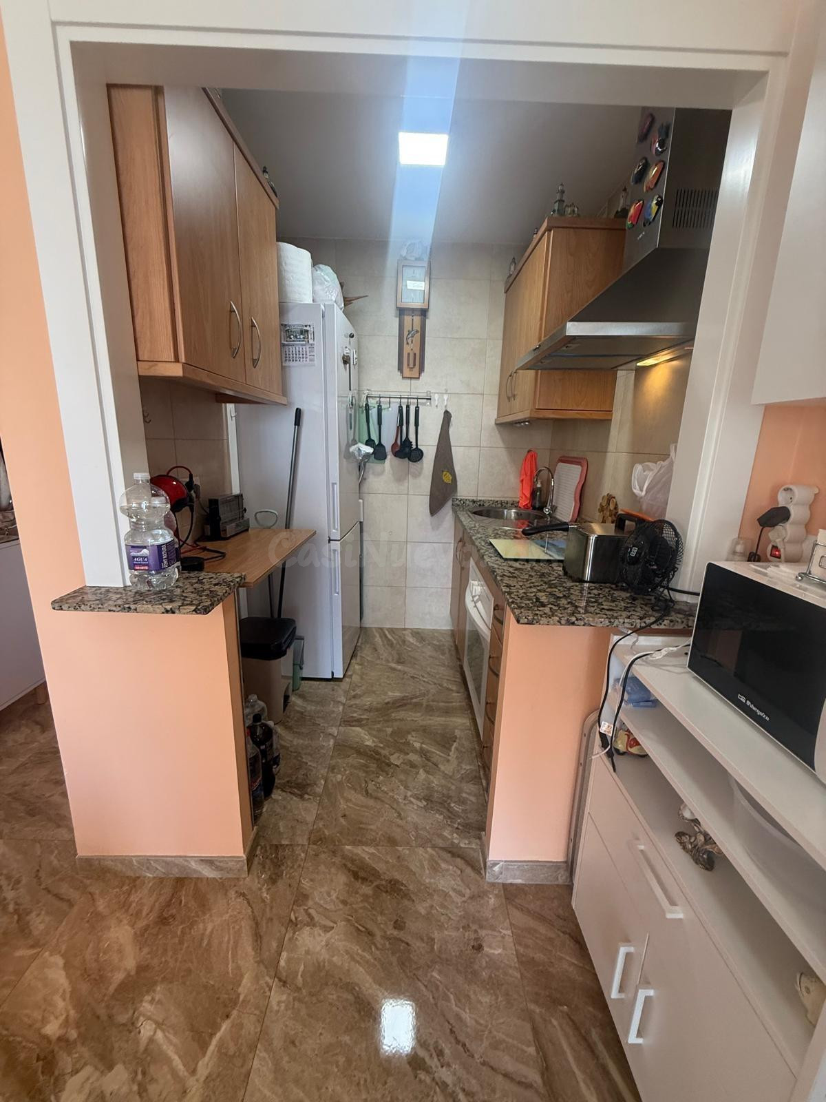 se vende apartamento 1 linea de playa en el centro de fuengi - foto 5
