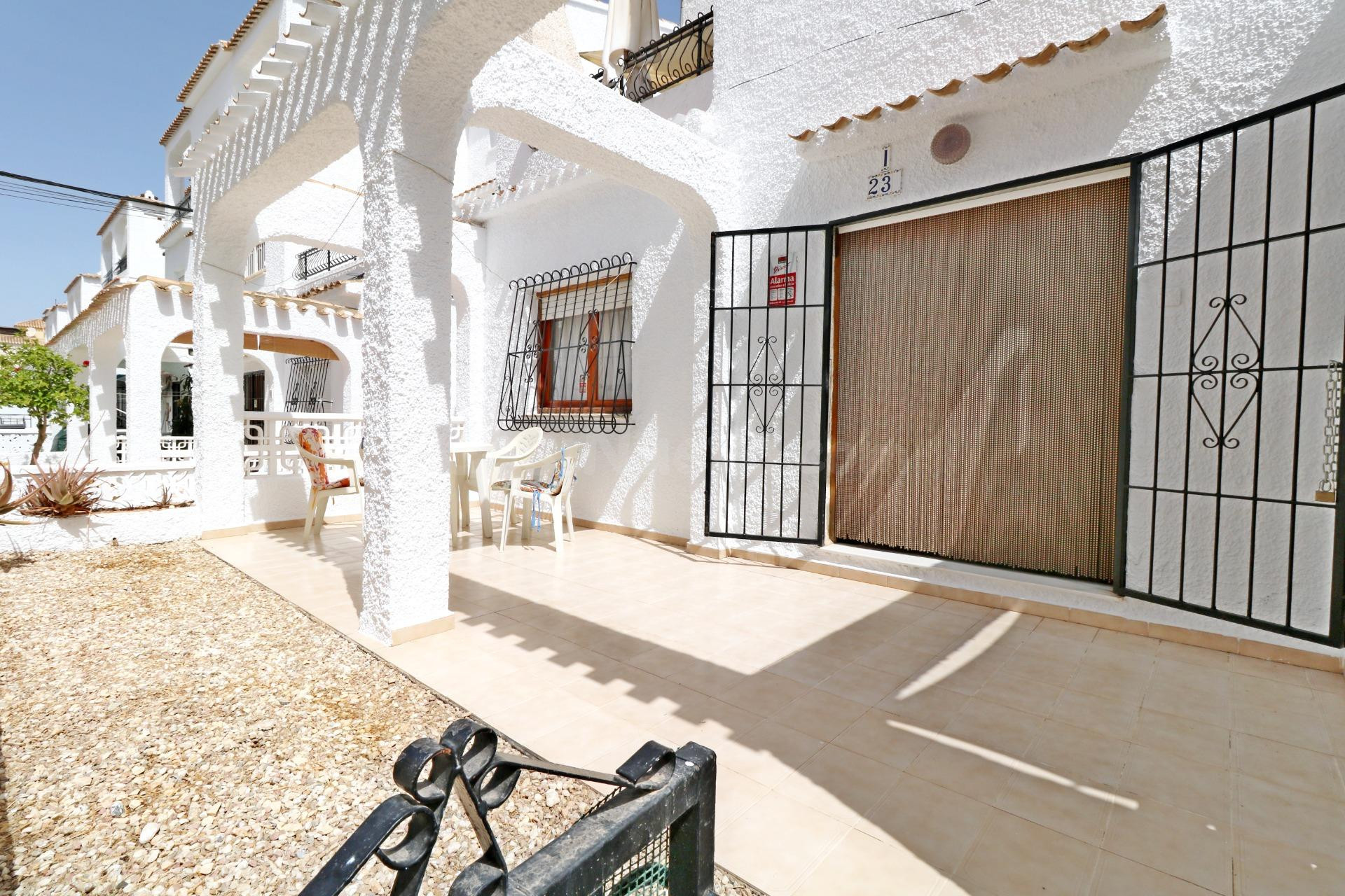 BUNGALOW PLANTA BAJA A 50M DE LA PLAYA DEL ACEQUIÓN