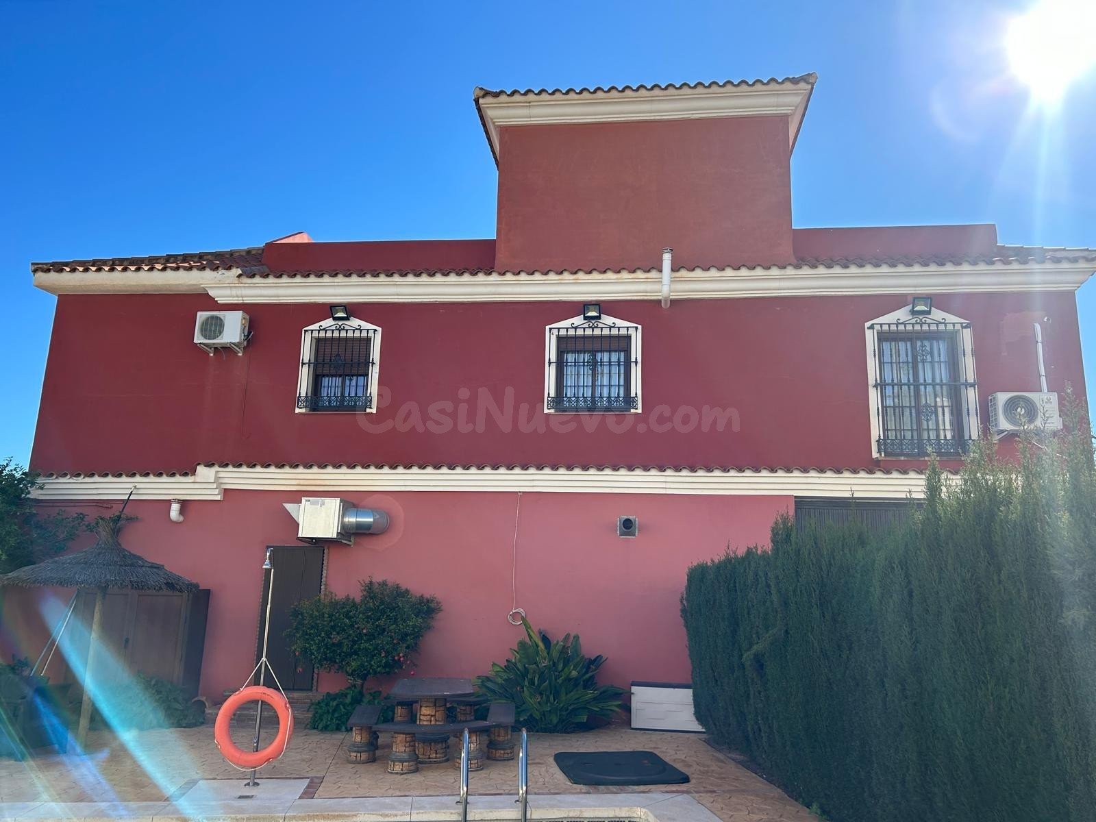 se vende restaurante con casa y cuadras en Malaga